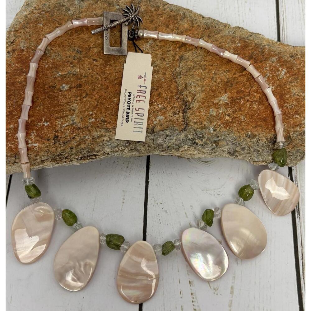 Lilly Pulitzer Peyote Bird Free Spirit Sterling Mother of Pearl Necklace J193